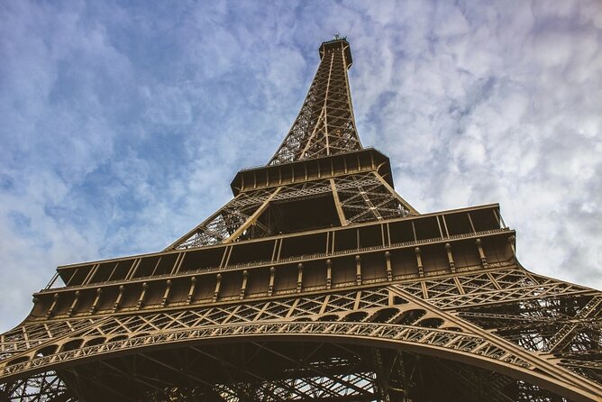 Eiffel Tower Access to 2nd Floor and Summit by Lift - Logistics That Can Affect Your Experience (Even With Reserved Entry)