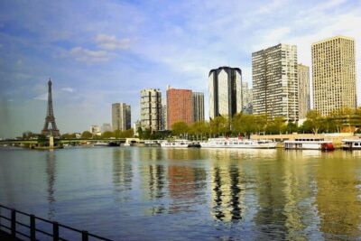 Eiffel Tower Access to the 2nd Floor by Lift with Summit Option - Finding the Meeting Point at Av. Gustave Eiffel (and not losing time)