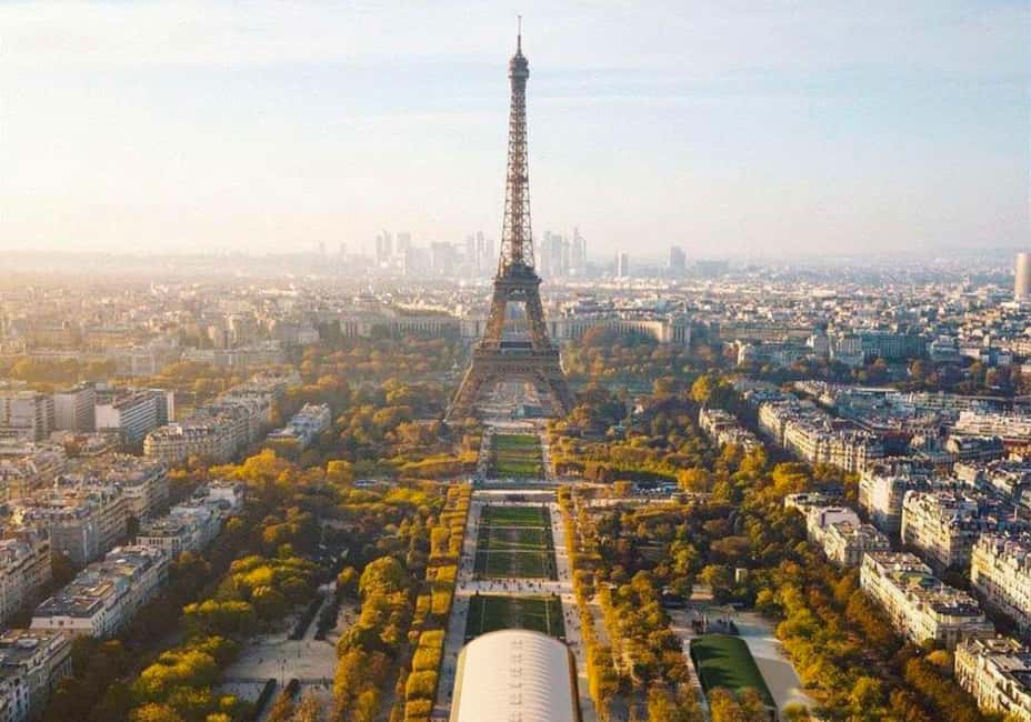 Eiffel Tower Access with Host - Reserved Eiffel Tower entry and why it matters