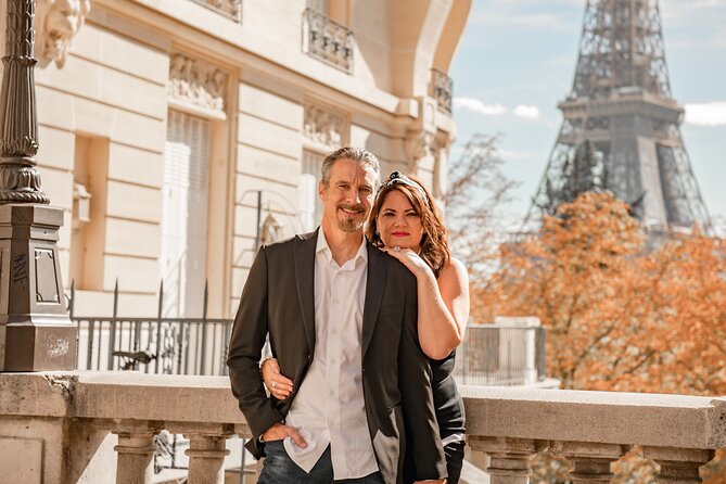 Eiffel Tower Photographer, Professional Photo shoot - Paris - Choosing your time slot: 1 hour vs 2 vs 3 vs 4