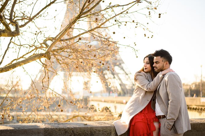 Eiffel Tower Photographer, Professional Photo shoot - Paris - The Eiffel Tower stop: why it’s the right first anchor