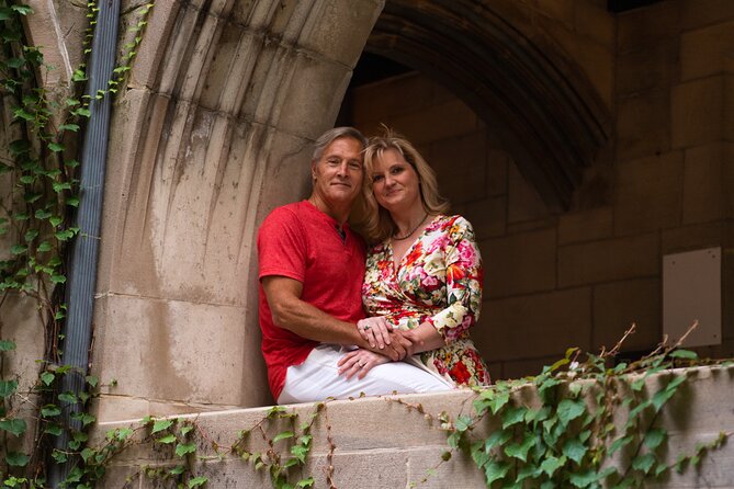 Eiffel Tower Photographer, Professional Photo shoot - Paris - Photo gallery delivery: what you get in the next two weeks