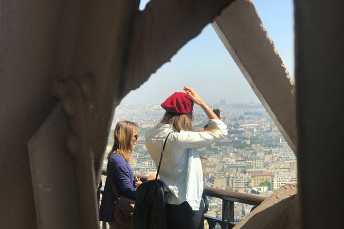 Eiffel Tower Pre Booked Ticket by Lift with Summit Options - What you’ll get from the host (and what you won’t)