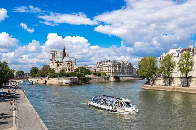 Eiffel Tower Summit Entry with Big Bus and Seine River Cruise - If you should book: my quick decision guide