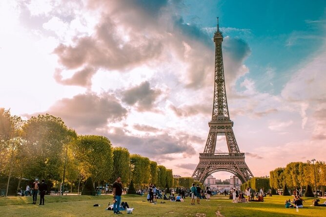 Eiffel Tower Summit Floor Entry & Illuminations Seine Cruise - Timing and flow: why some visits feel smooth and others feel messy