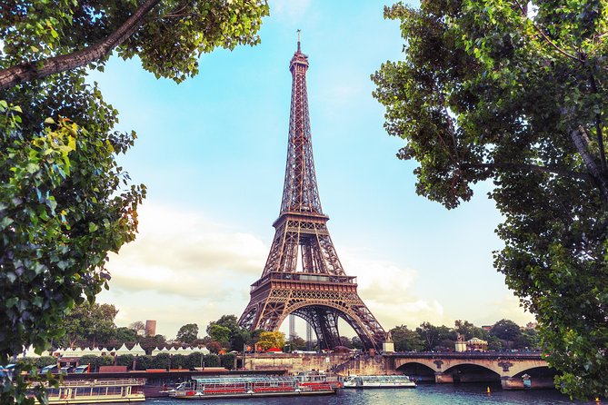 Eiffel Tower Tour by Lift and Seine Cruise - Where You Meet (and Why It Matters More Than You Think)