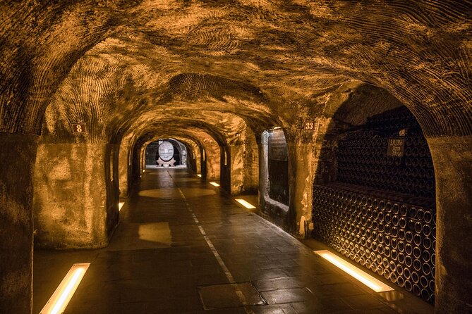 Epernay and Reims Champagne Private Day Trip from Paris - Lunch Break in Épernay (And Why You Should Not Overplan It)