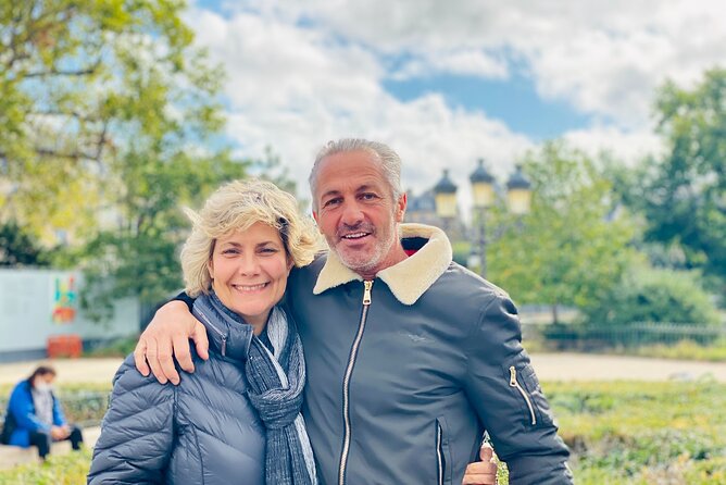 Escape game on the Île de la Cité - Hotel-Dieu courtyard and the royal story behind Henri IV