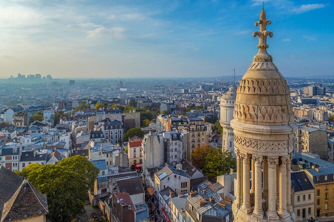 ESSENTIAL MONTMARTRE Walking Tour: the essential highlights+MORE! - The small vineyard break: Vigne du Clos Montmartre