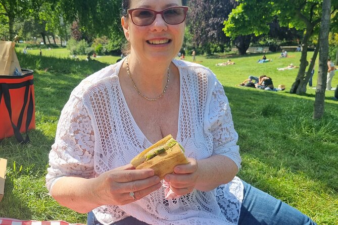 Exclusive Gourmet Picnic Experience at the Eiffel Tower - Should you book this Eiffel Tower picnic?