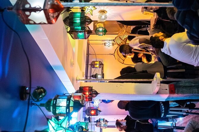 Explore Hidden bars and Speakeasies in Paris - The Role of Your Guide: Pace, Personality, and Cocktail Talk