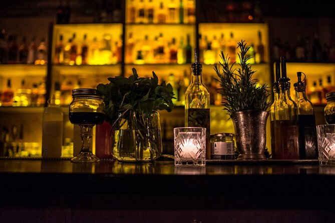 Explore Hidden bars and Speakeasies in Paris - Starting at Place de la République: Your Night’s Setup