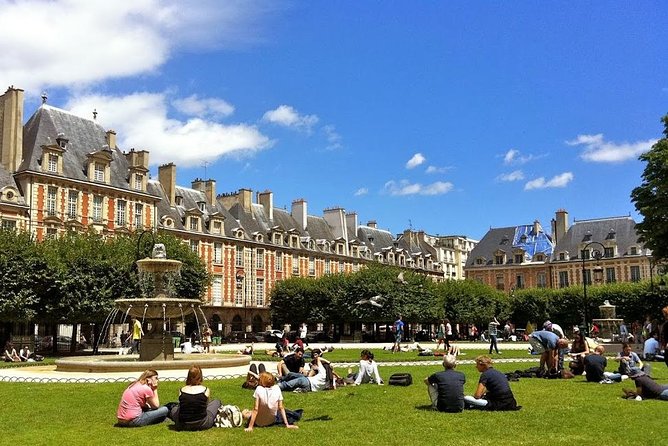 Explore Le Marais like a local - Private walking tour - Stop 4: National Archives Garden at the Soubise Private Mansion Area