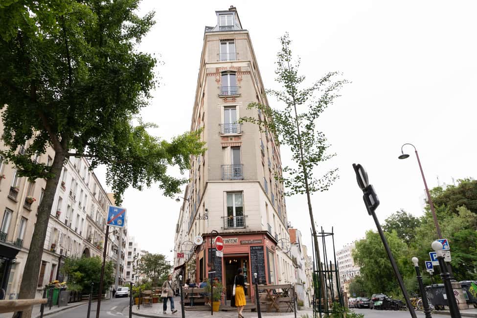 Exploring Belleville: Parisian Culture&Creativity in Motion - Entering Belleville’s Creative Paris, Not the Postcard One