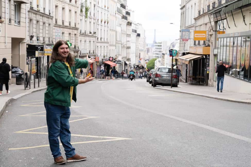Exploring Belleville: Parisian Culture&Creativity in Motion - Meeting at Pyrénées Metro Line 11 by Le Mistral