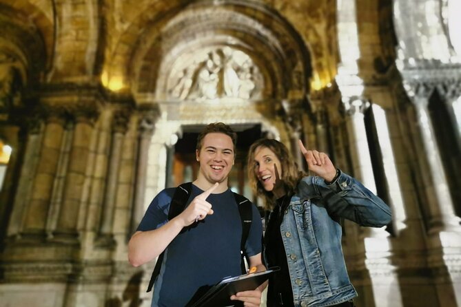 Family escape Game with kids and teens on the Île de la Cité - The Photographer Host: Bonus Photos Without Extra Hassles