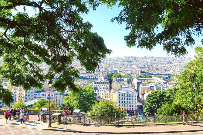 Fat Cat gets the Early Bird: Montmartre - Stop-by-stop: churches, squares, Picasso, love, and a famous cabaret