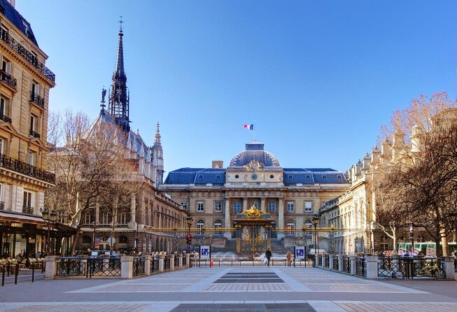 First-Day in Paris --Private Day Tour of Iconic Sights + Flavors - Key things you’ll notice right away
