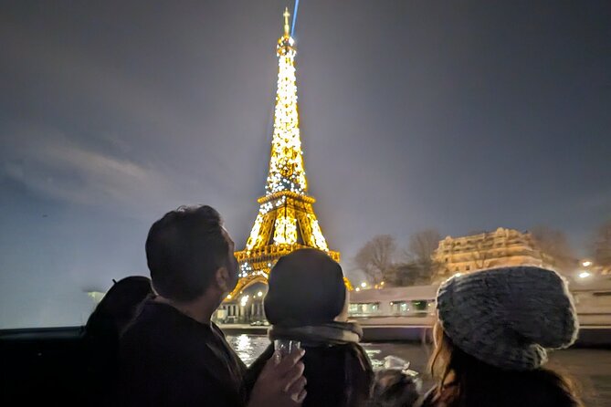First-Day in Paris --Private Day Tour of Iconic Sights + Flavors - Sainte-Chapelle and Notre-Dame: seen up close, but from the right kind of stop