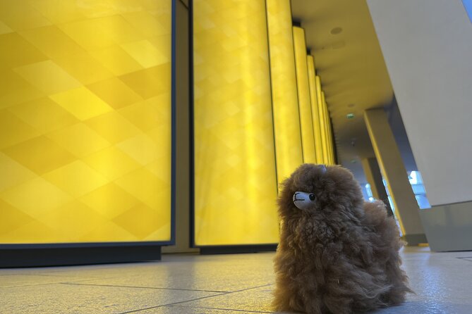 Fondation Louis Vuitton: Ticket Entry & Private Tour - The art side: what the guide should help you notice