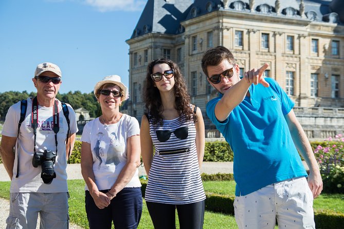 Fontainebleau and Vaux-Le-Vicomte Castle Small-Group Day Trip From Paris - Fontainebleau lunch break: eat like a local, not like a schedule