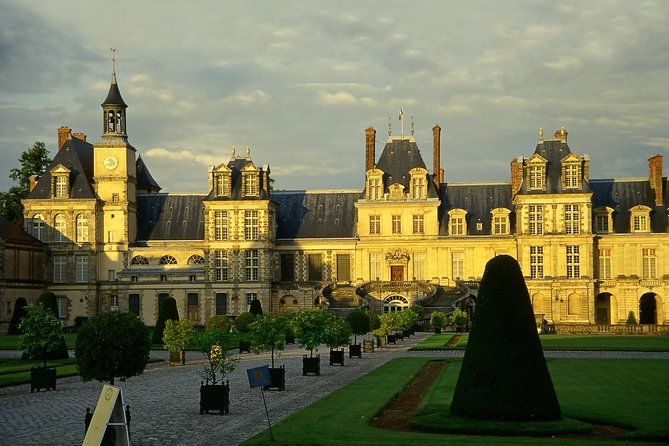 Fontainebleau Half Day Private Guided Tour from Paris - Inside the Chateau de Fontainebleau: What You’ll Get in 5 Hours