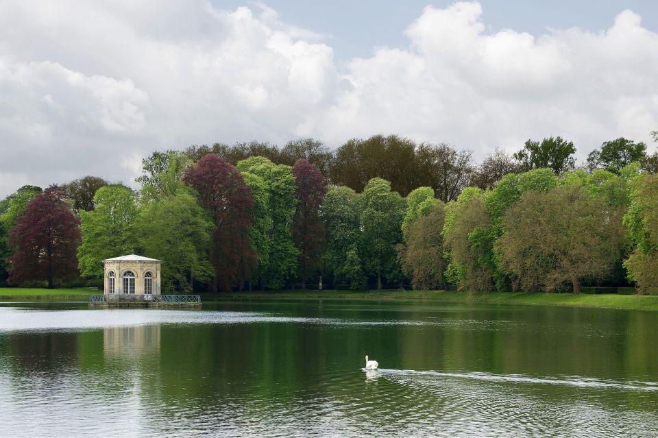 Fontainebleau: Palace Private Guided Tour with Ticket - The 2-hour format: how you actually experience Fontainebleau