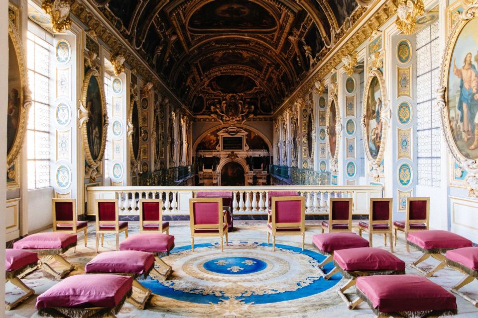 Fontainebleau: Palace Private Guided Tour with Ticket - How your guide turns the palace from rooms into a story