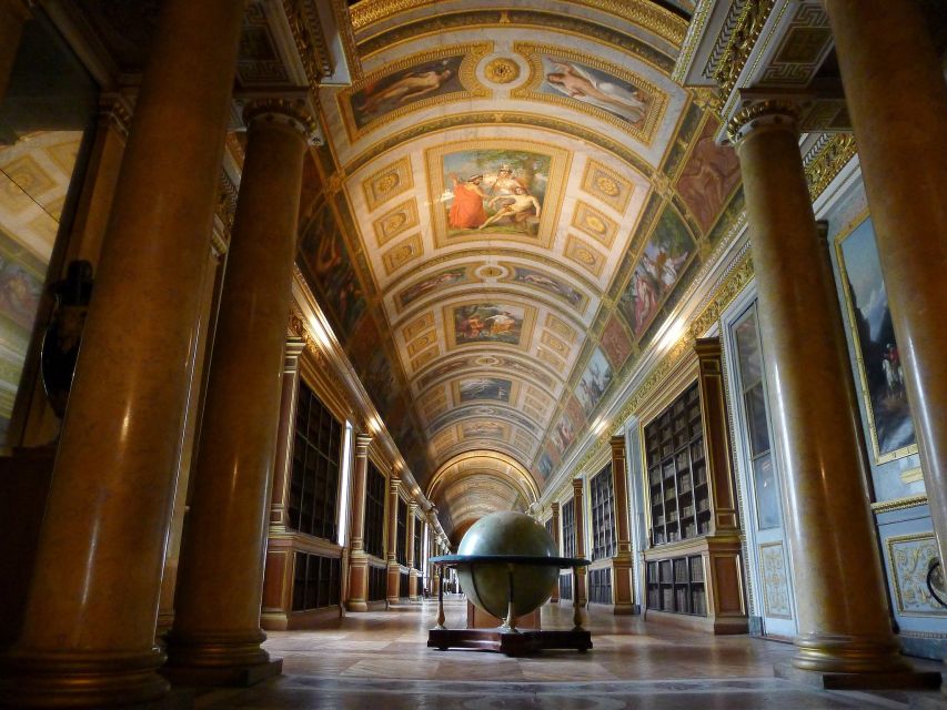 Fontainebleau: Palace Private Guided Tour with Ticket - Price and value: what $323 per person buys you