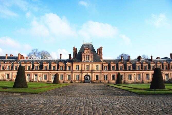 Fontainebleau Private Guided Tour: Half-Day Trip from Paris - Skip-the-line entry and the inside support you actually use
