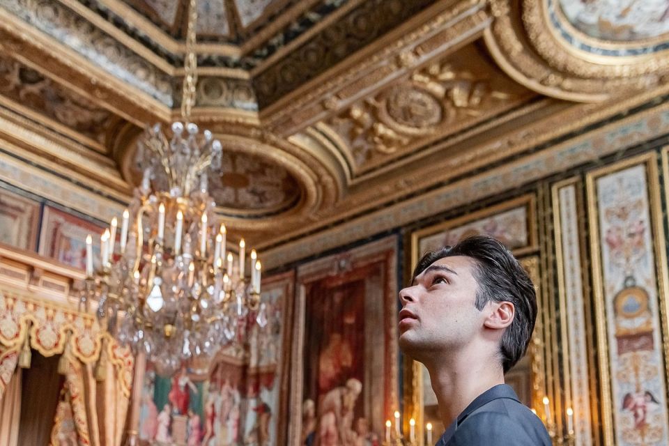Fontainebleau & Vaux-le-Vicomte Châteaux Day Tour from Paris - Audio guides vs a live guide: what you need to know