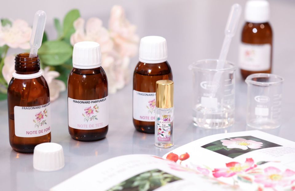 Fragonard Paris - Mini Perfume workshop - only in Spanish - The highlight: making a custom 12ml eau de toilette in a spray bottle