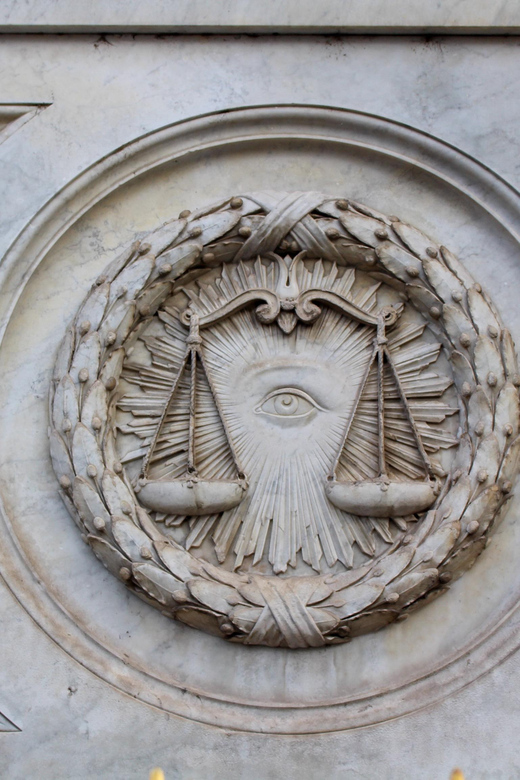 Freemason; myths and revelation of a secret organization - Your Starting Point: Saint-Germain-des-Prés as a Symbolic Stage