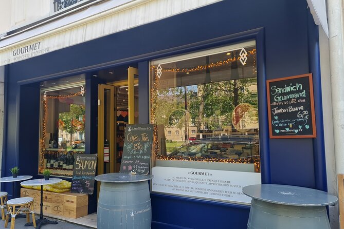 French Wine and Cheese Master Class Near the Eiffel Tower - The tasting structure: five wines, and why the pairings teach you