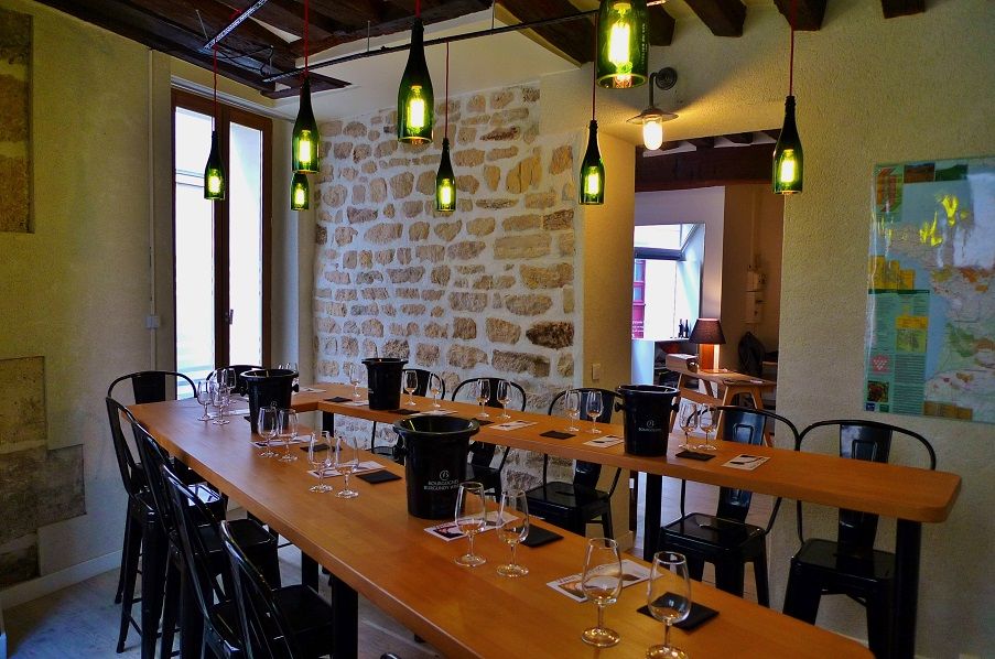 French Wine Tasting Class with a Sommelier - Key things I’d circle before you book