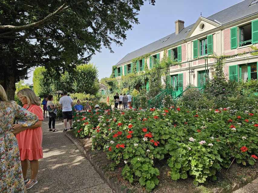 From Paris: Auvers-sur-Oise & Giverny Excursion - Should you book Auvers-sur-Oise & Giverny from Paris?