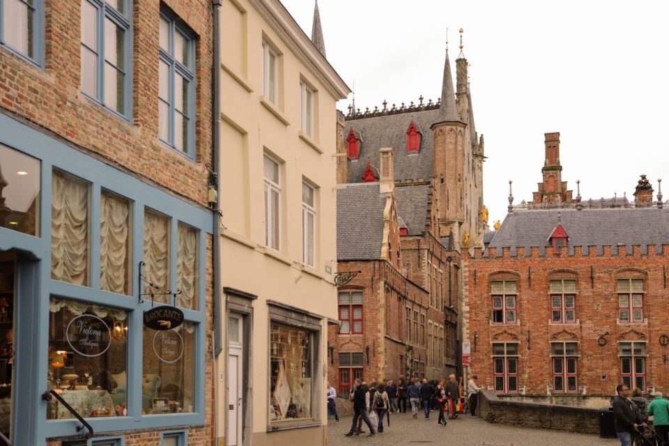 From Paris: Bruges Guided Tour with Hotel Pickup - Hotel Pickup in Paris 75000: Smooth Start, Limited Area
