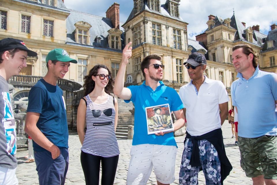 From Paris: Chateau de Fontainebleau & Vaux-Le-Vicomte Tour - Transportation and pacing: why the van setup helps