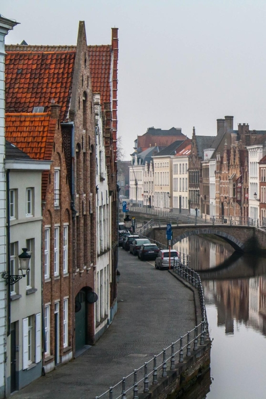 From Paris: Day Trip to the Enchanting Brussels and Bruges - Bridges and canals: where your best photos happen