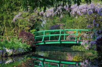 From Paris: discovery of Monet's house and its gardens in Giverny - Entering the Clos Normand at Fondation Claude Monet