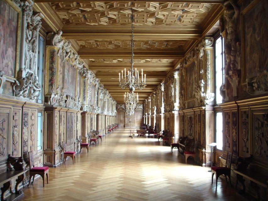 From Paris: Fontainebleau & Vaux-le-Vicomte Private Tour - The easiest way to reach Fontainebleau and Vaux-le-Vicomte