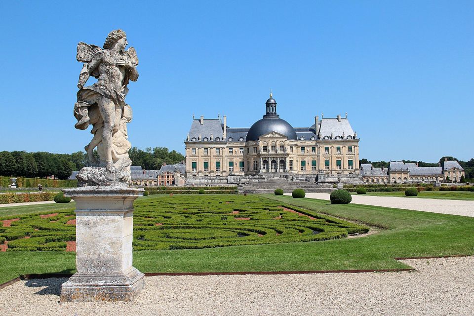 From Paris: Fontainebleau & Vaux-le-Vicomte Private Tour - How the 8 hours tend to feel in real life