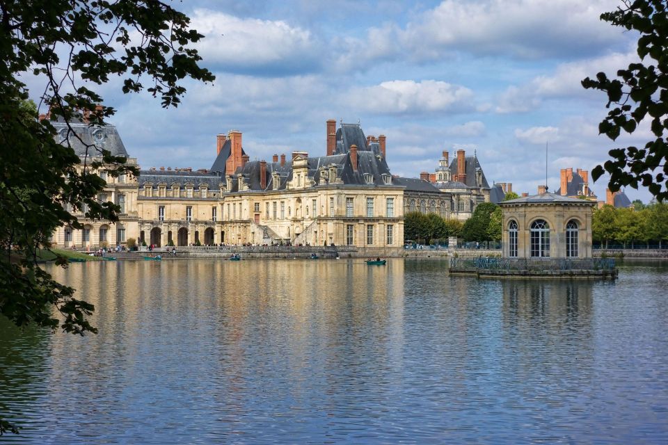 From Paris: Fontainebleau & Vaux-le-Vicomte Private Tour - FAQ