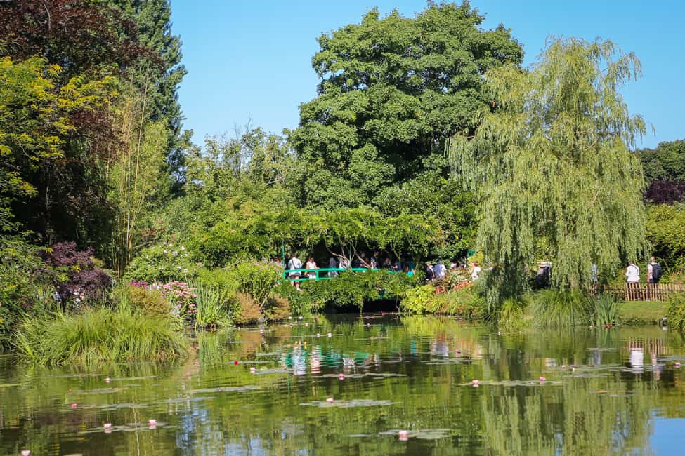 From Paris: Monet Impressionism Tour to Giverny by Minibus - What to bring (and what to leave at home)