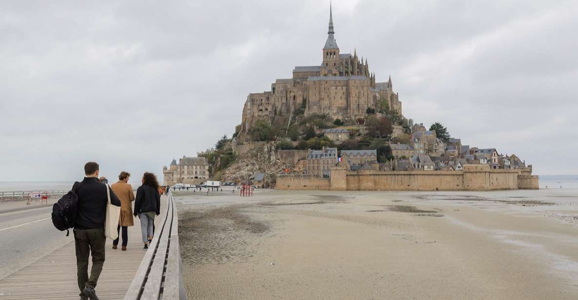 From Paris: Mont Saint-Michel Tour with Hotel Pickup Service - Free time on Mont Saint-Michel: your 2.5-hour “do what you want”