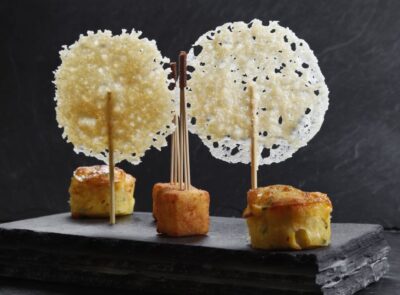 From Paris: Prestige Champagne Tour and Tastings - The Michelin-star château lunch: a high point, but choose your expectations wisely