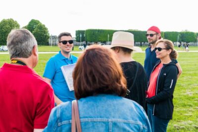From Paris: Small-Group Loire Valley Castles Full-Day Tour - Getting to the castles: meeting point, minibus ride, and why small-group matters