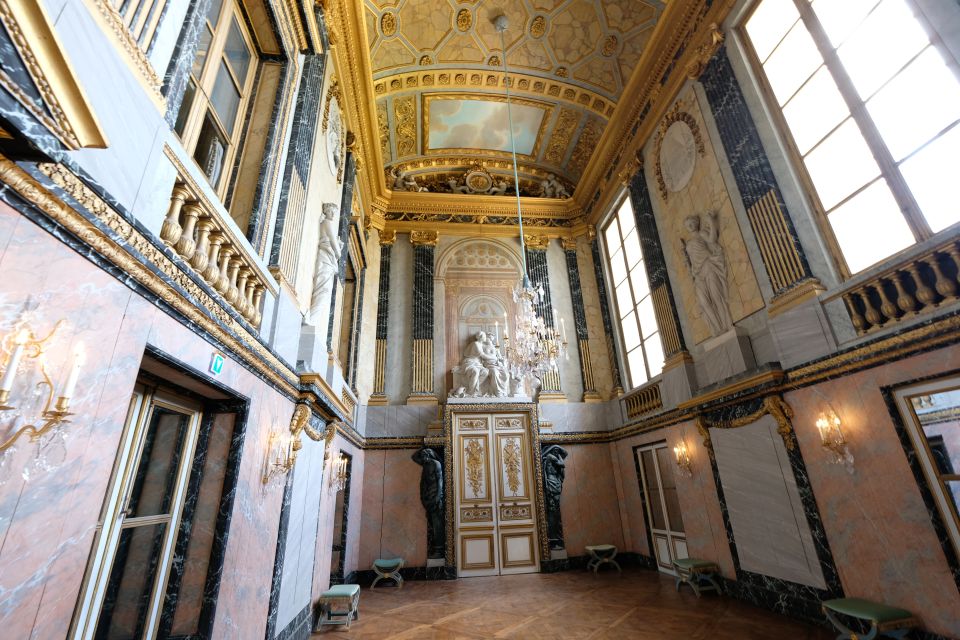 From Paris: Versailles Palace and Gardens Guided Day Trip - Price and Value: Is $124 a Smart Trade?
