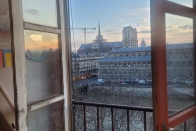 Fun Painting Class in a Professional Art Studio with a View - Meet Lara: Professional Artist Instruction Without the Stiffness