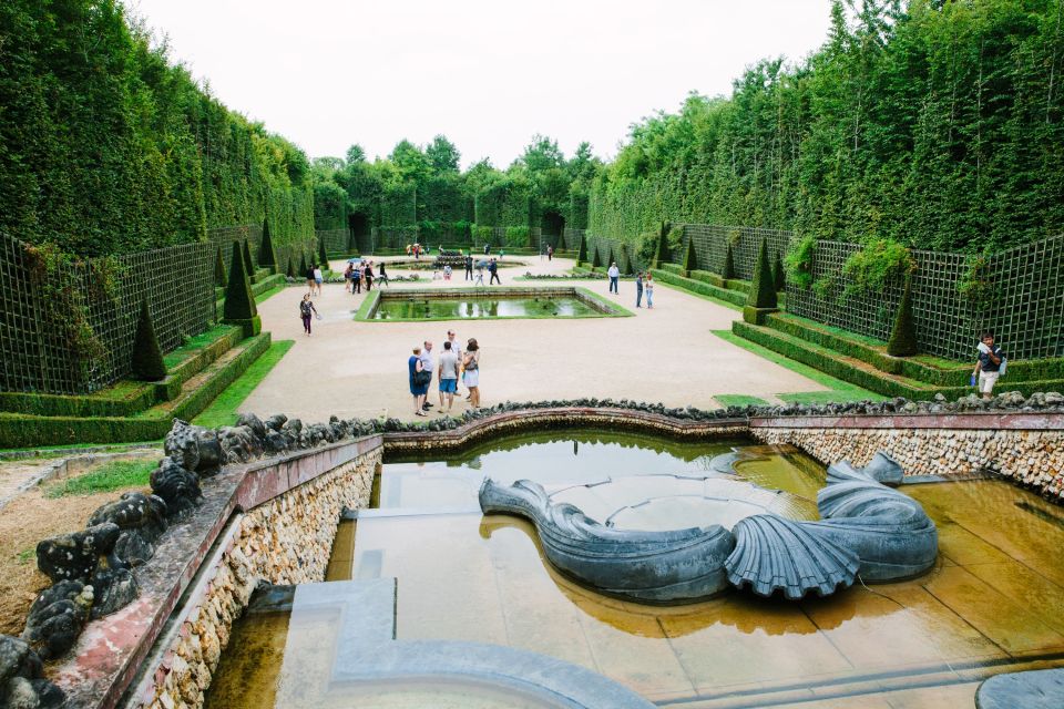 Gardens of Versailles Walking Tour & Palace Entry - The 3-Hour Plan: Royal Gardens, Groves, and the King’s Perspective